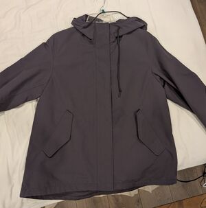 Uniqlo Women's Hooded Coat in Deep Gray